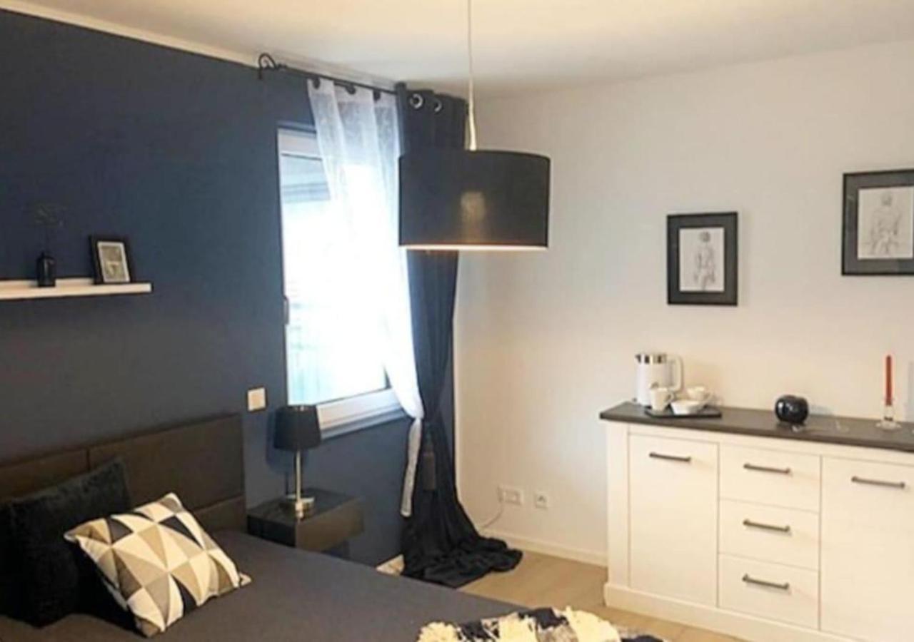 Ferienwohnung Geschmackvoller Neubau In Zirndorf. Exterior foto